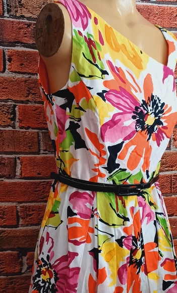 PRICE DROP!! R&K Originals party dress - Picture 3 of 13